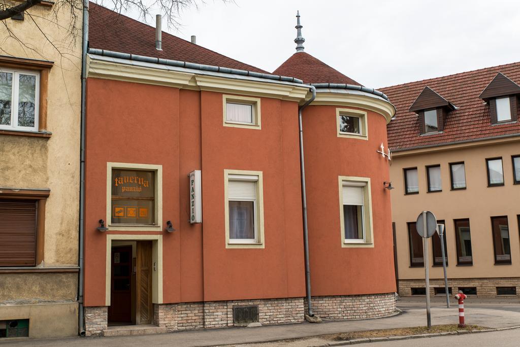 Taverna panzió Sopron Exterior foto